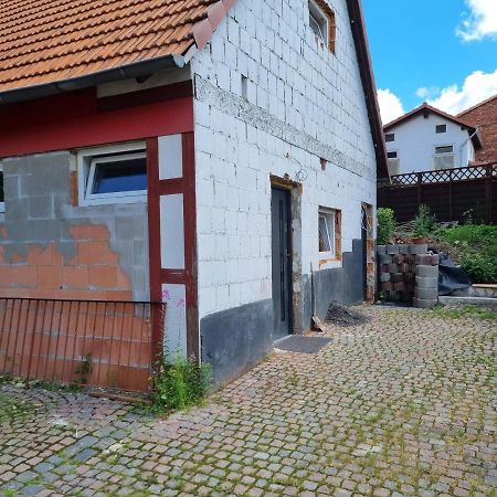 Ferienwohnung/Monteurwohnung Alte Garage Ahnatal Exterior foto